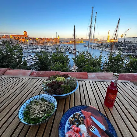 Sea Front Lägenhet *